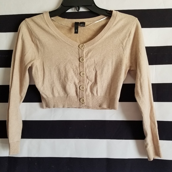 Divided Tops - Divided by H&M Cropped Long Sleeve Top Size 4